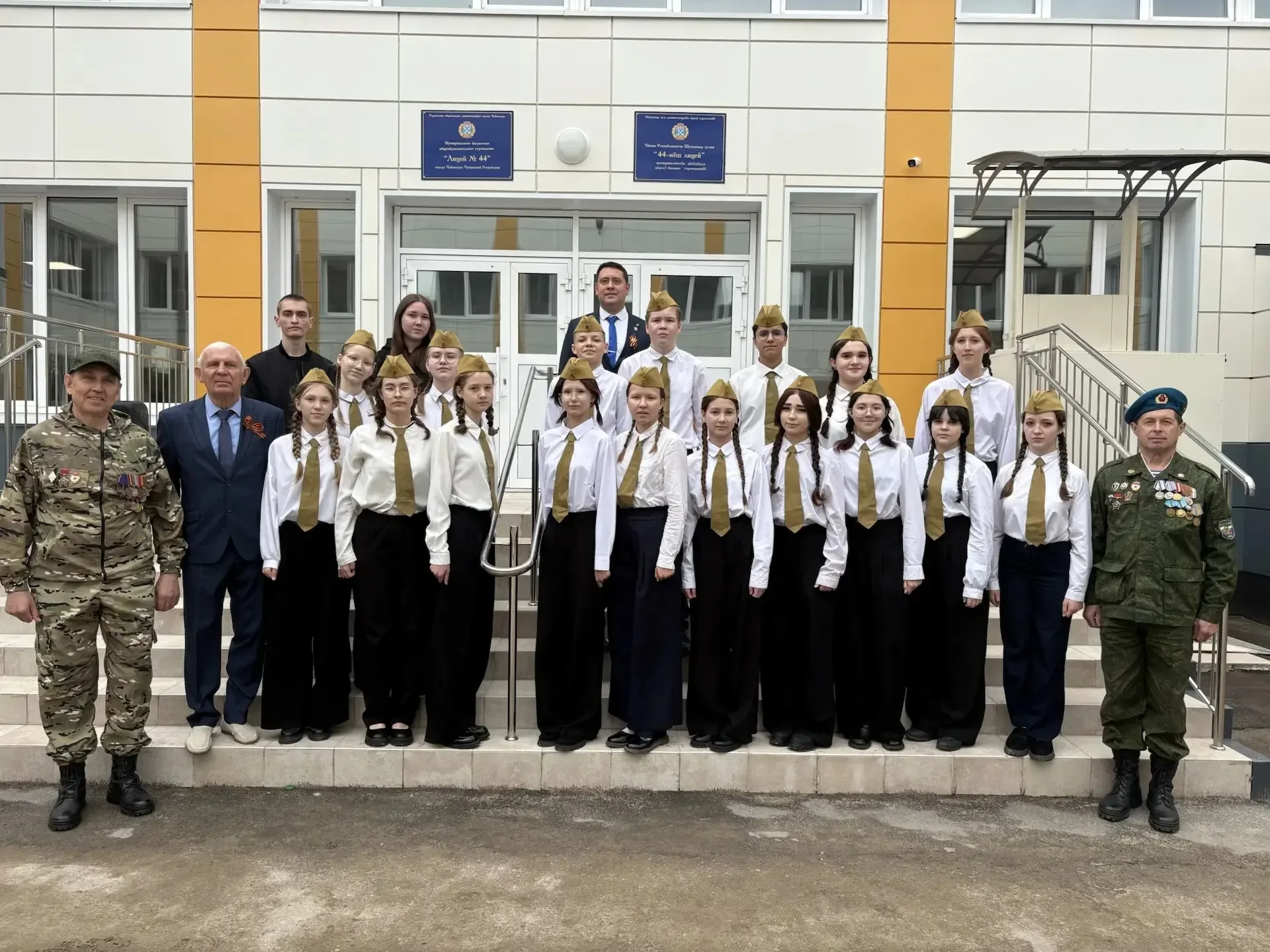 📢 Смотр строя и песни — 2026: память, честь, единство!    Сегодня в 1 корпусе лицея прошло ключевое 