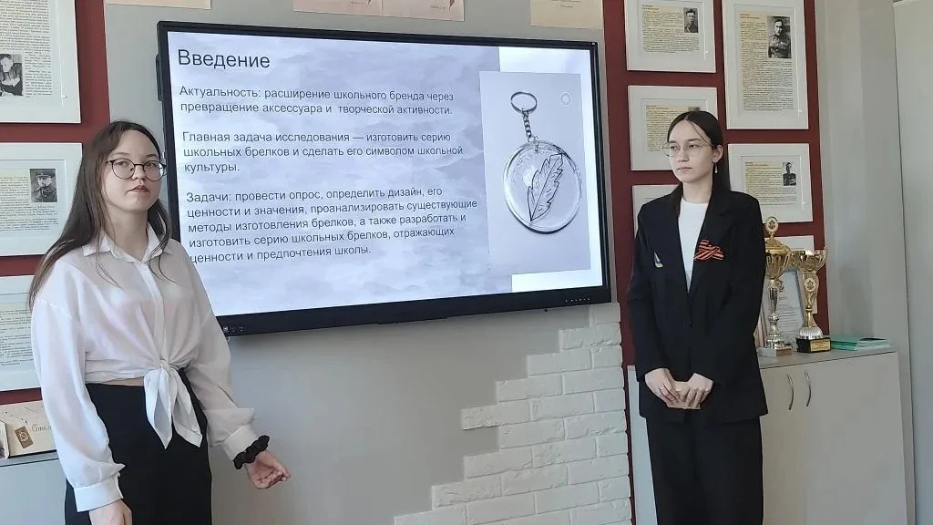 Итоги годового марафона: в 10а прошла защита индивидуальных проектов  Сегодня учащиеся 10а  класса в