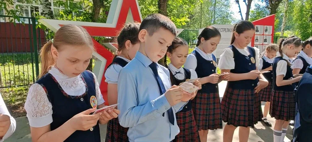Всероссийская акция «Красная гвоздика»    МАОУ «СОШ№40» г.Чебоксары  приняло участие в благотворител