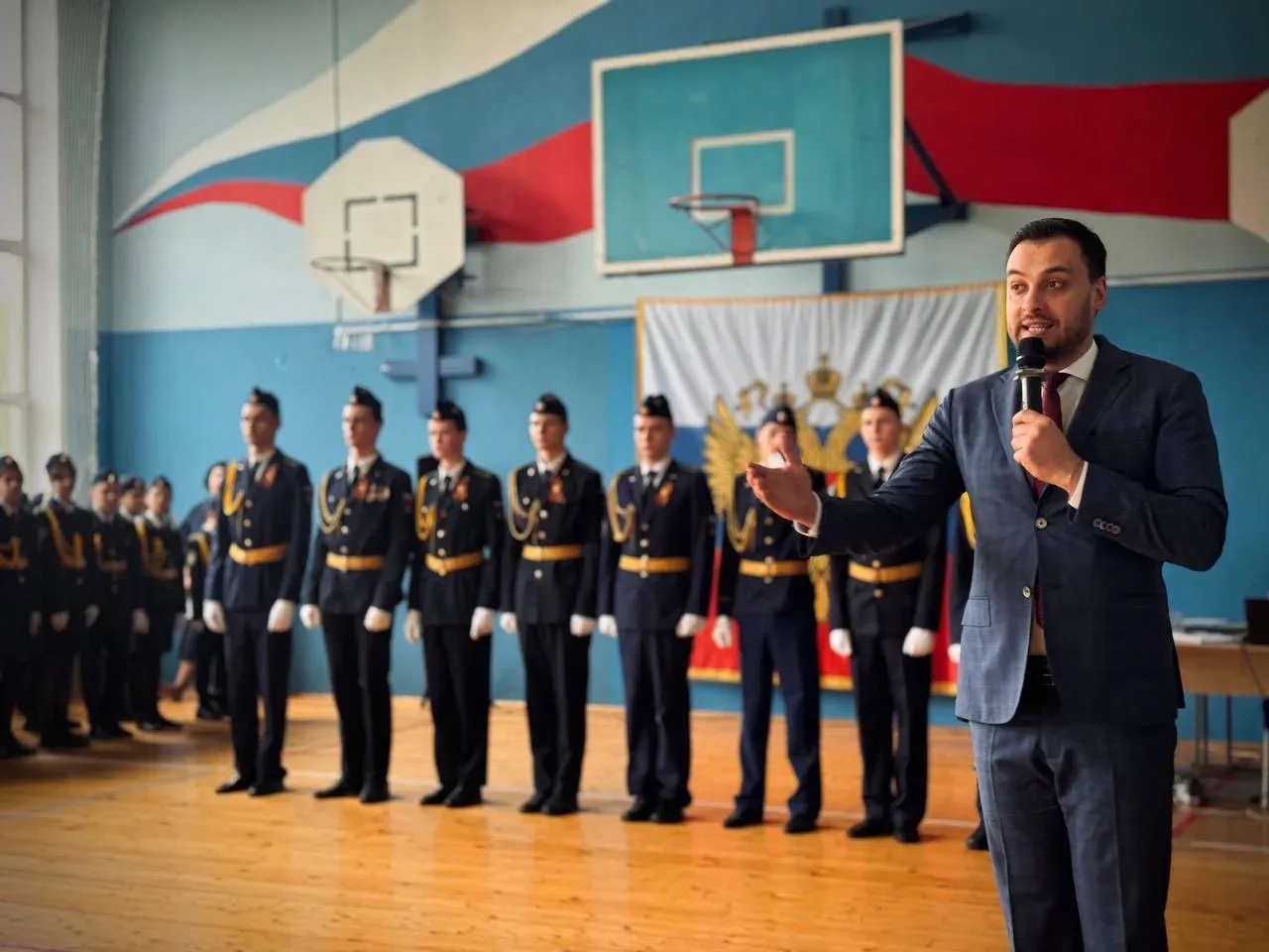 В #КадетскаяШкола45 состоялось торжественное мероприятие «Прощание с кадетской семьёй. Эстафета поко