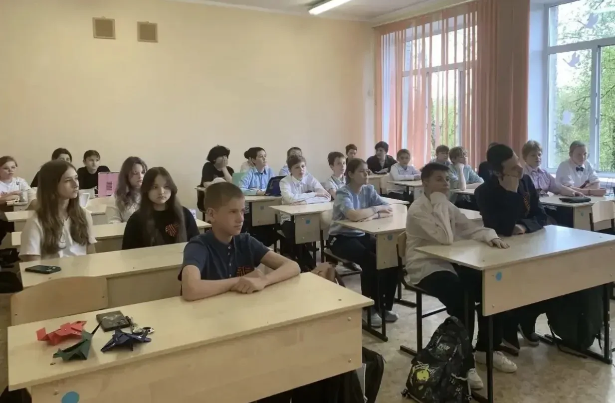 Занятие в рамках программы 🇷🇺«Россия — мои горизонты» 🇷🇺было посвящено теме «Россия безопасная: воен