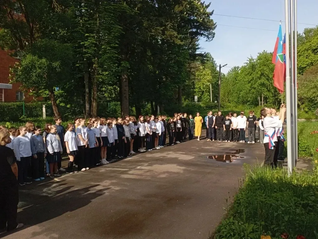 🇷🇺В «Образовательном комплексе «Пущино» прошли очередные «Разговоры о важном» на тему «Ценности, кот