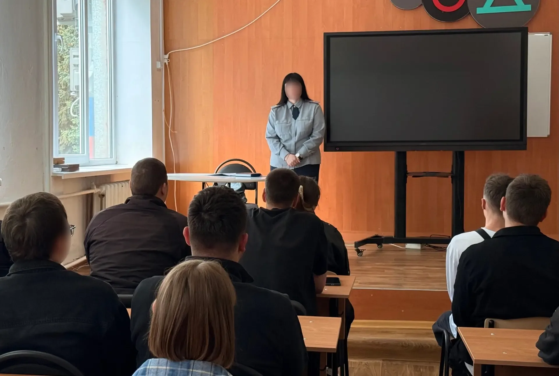⚖️ Правопорядок и карьера: студенты ХАУ и Скадовского колледжа встретились с представителями МВД и У