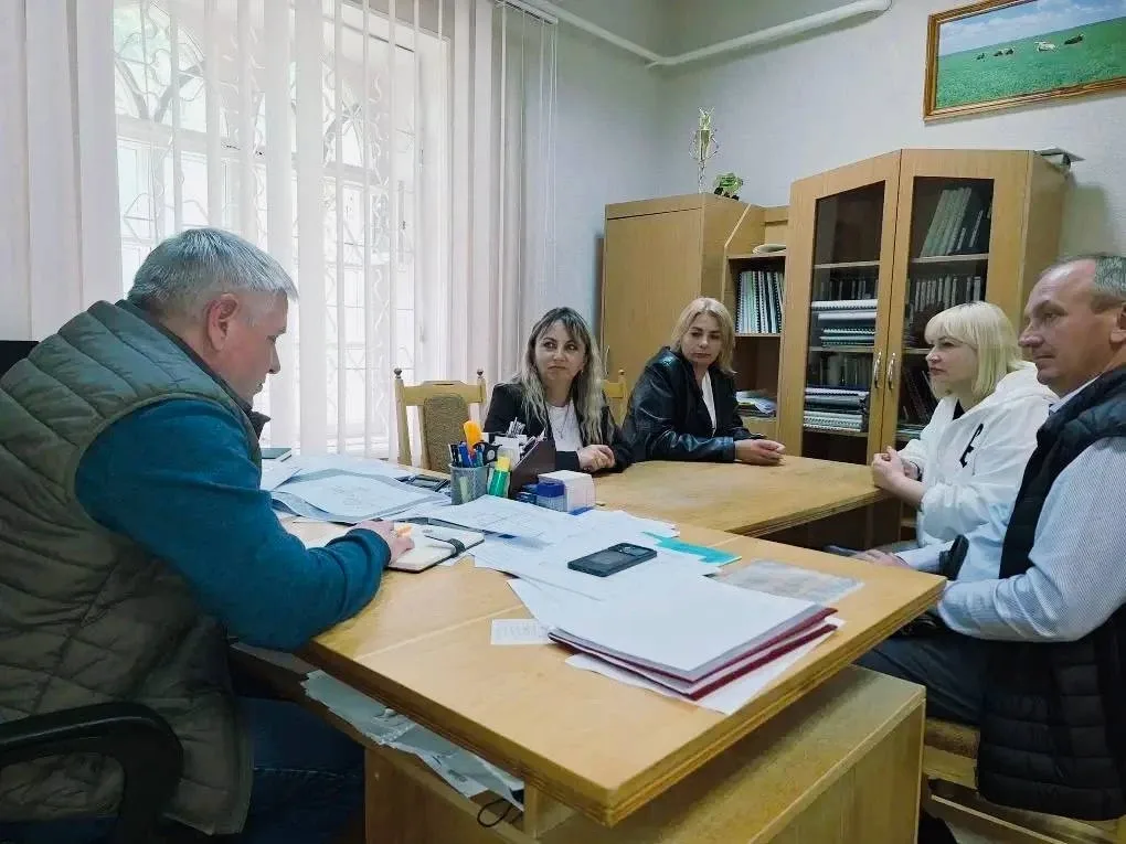 🤝Строим будущее вместе: ХАУ и заповедник «Аскания-Нова» расширяют горизонты сотрудничества!   В биос