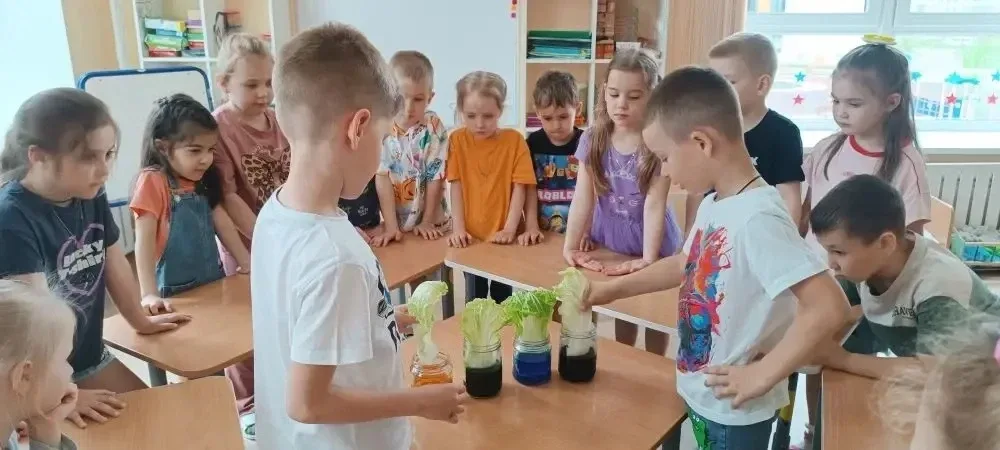В рамках реализации проекта  "Предшкола стандарт детского сада" на тематической неделе:  "  Эксперим