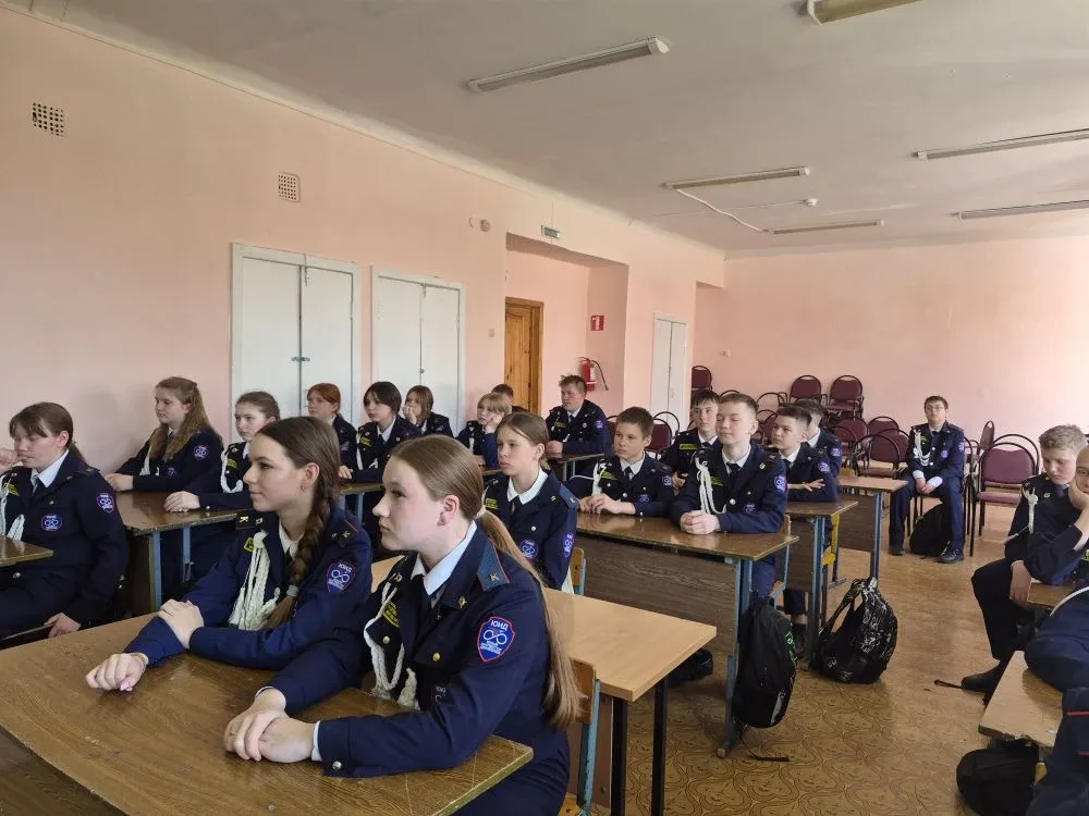 По инициативе детской- юношеской газеты " Мы вместе " состоялась встреча ЮИДовцев 6б и 7б классов с 