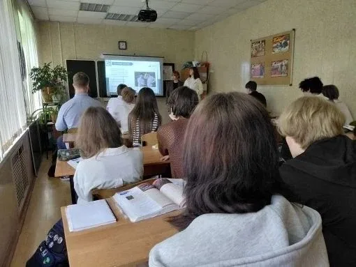 Анастасия, наша выпускница, а ныне студентка Звенигородского финансово - экономического колледжа, се