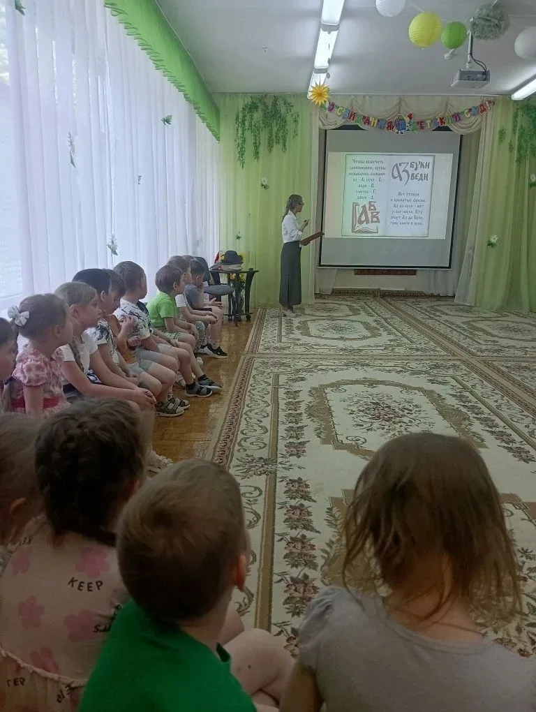 В рамках реализации проекта «Предшкола: стандарт детского сада» на тематической неделе «Книга — лучш
