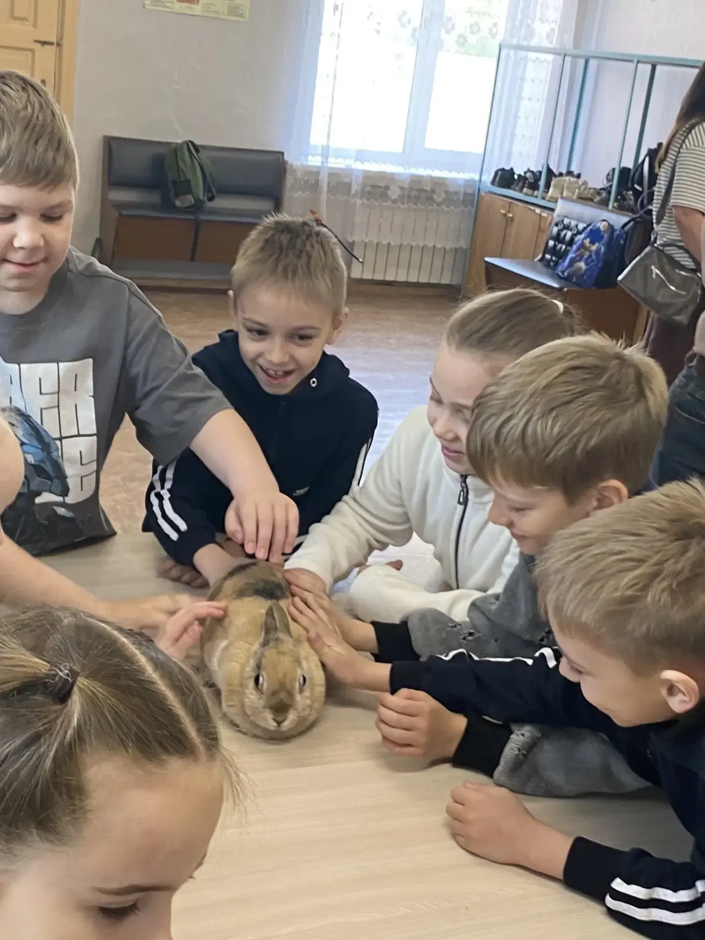 Только вчера были подведены итоги первого учебного года. Ребята 1а класса вспоминали самые яркие мом