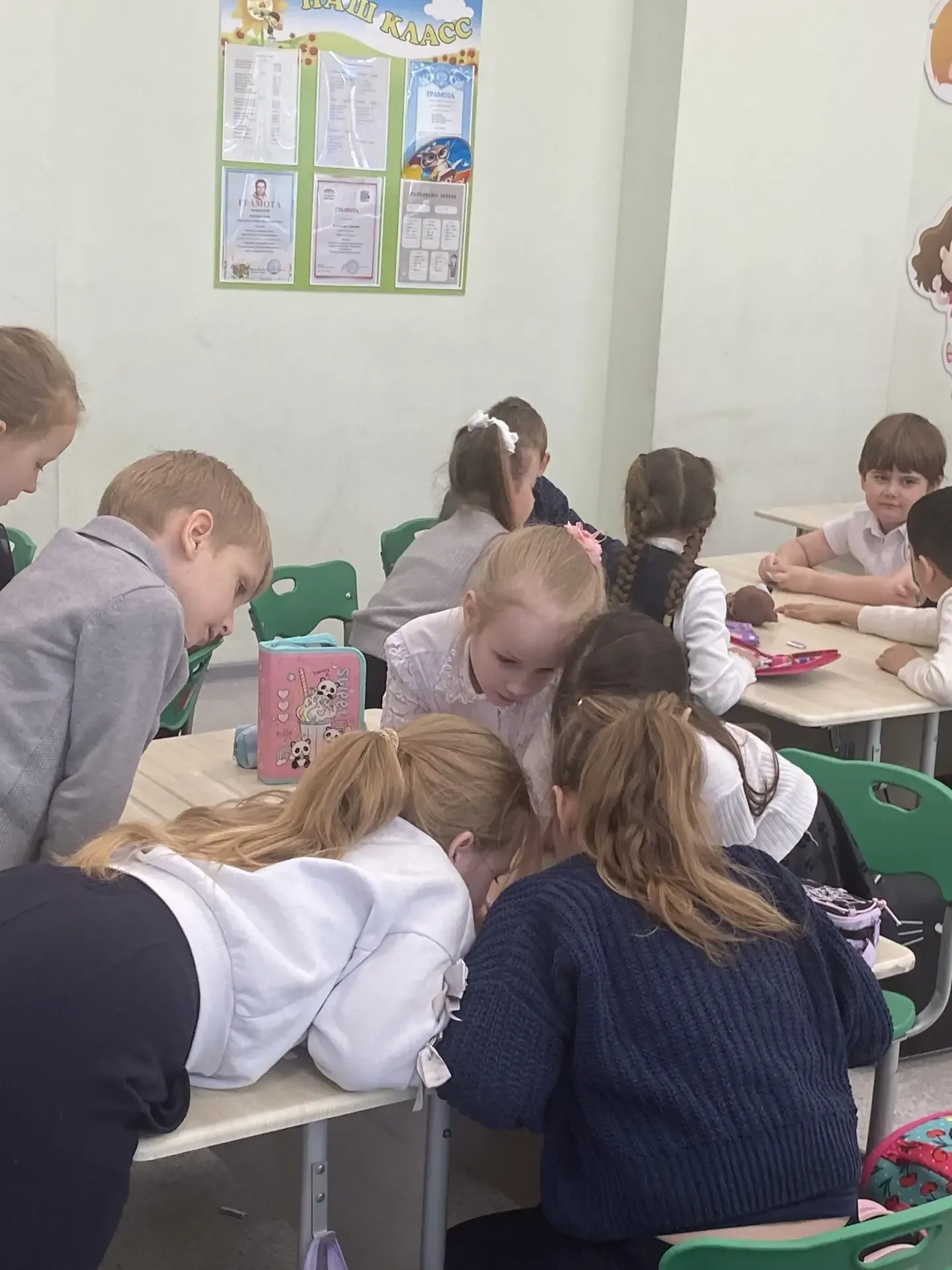 Только вчера были подведены итоги первого учебного года. Ребята 1а класса вспоминали самые яркие мом