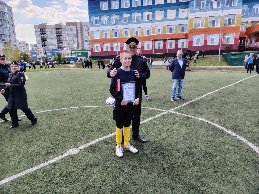 Наши ребята Кадеты первые герои футбола 🏆✨  Недавно ученики наших 5-х и 6-х классов проявили настоящ