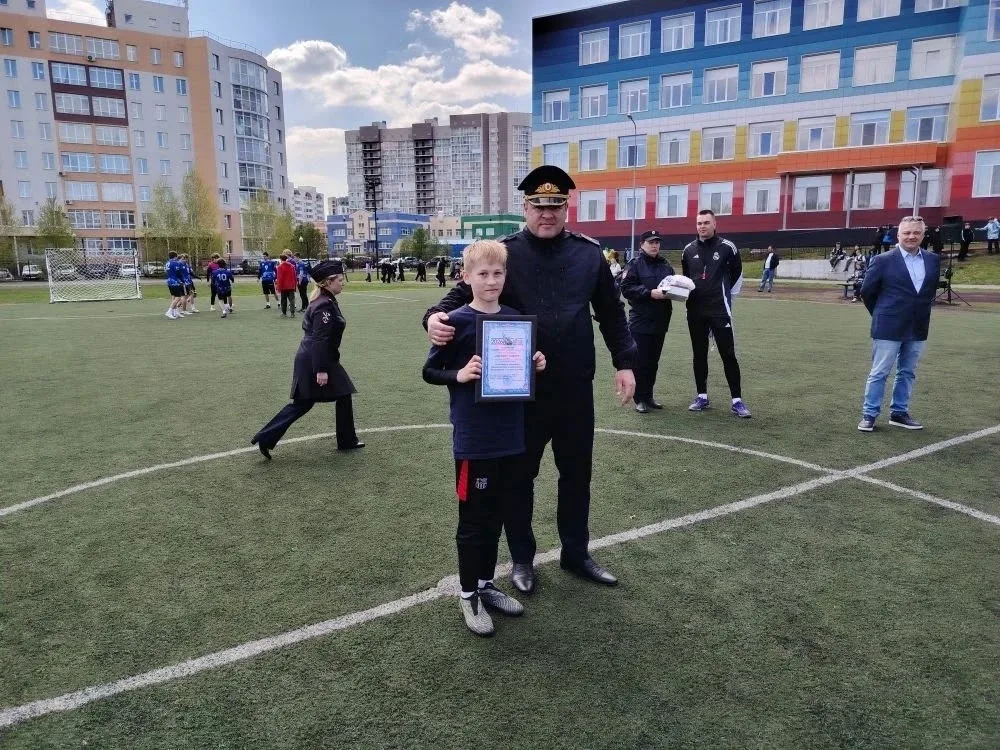 Наши ребята Кадеты первые герои футбола 🏆✨  Недавно ученики наших 5-х и 6-х классов проявили настоящ