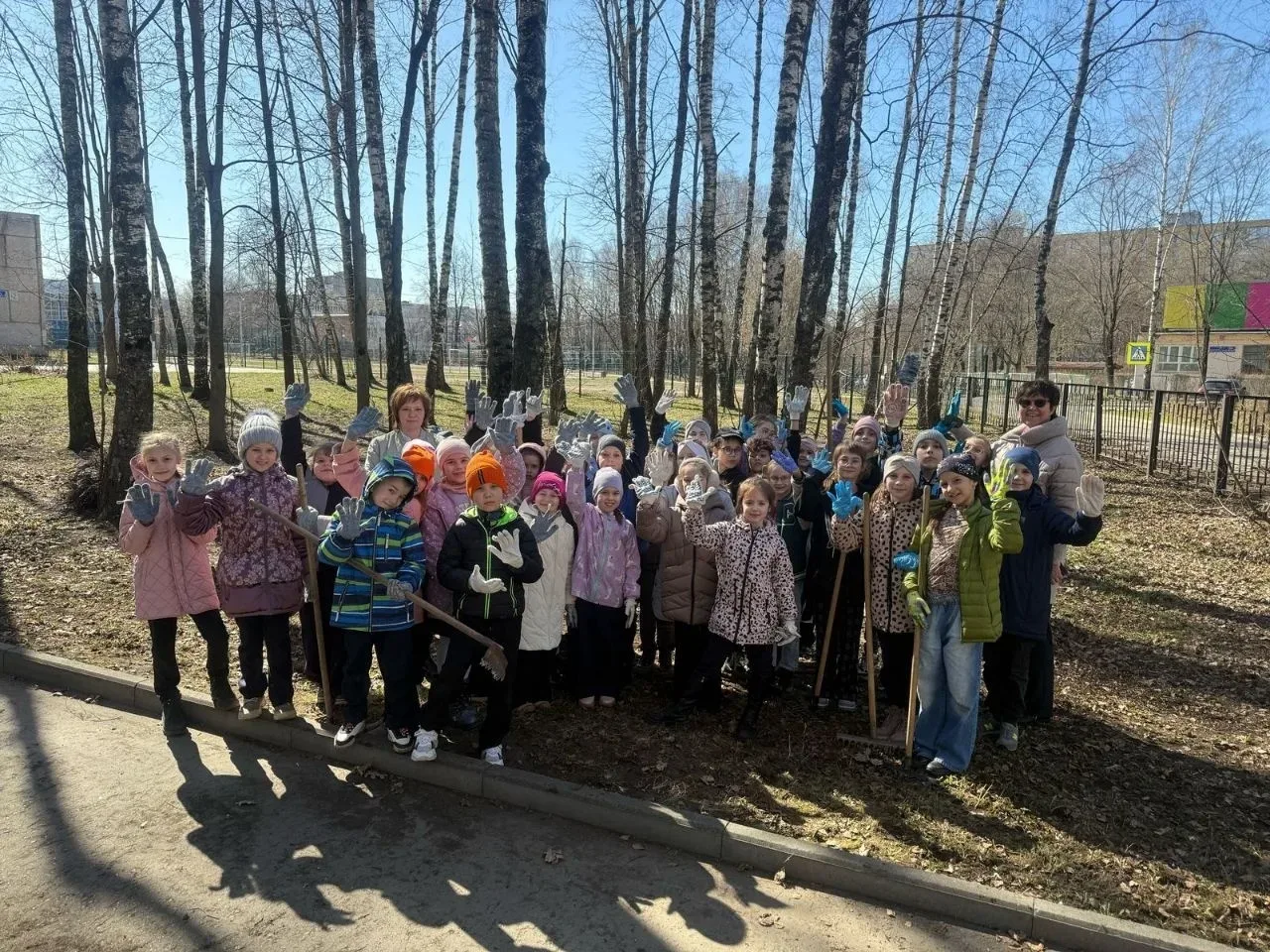 🧹🫧ГЕНЕРАЛЬНАЯ УБОРКА🗑️  "Привет! Мы "Сталь.Эколоджи" - экологический отряд 21 гимназии города Электр
