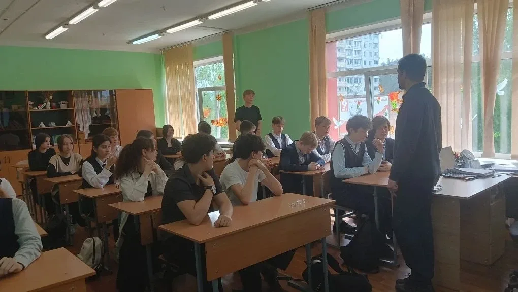 На этой неделе нашу школу посетил лектор Самарин Владимир Николаевич инструктор профилактики социаль