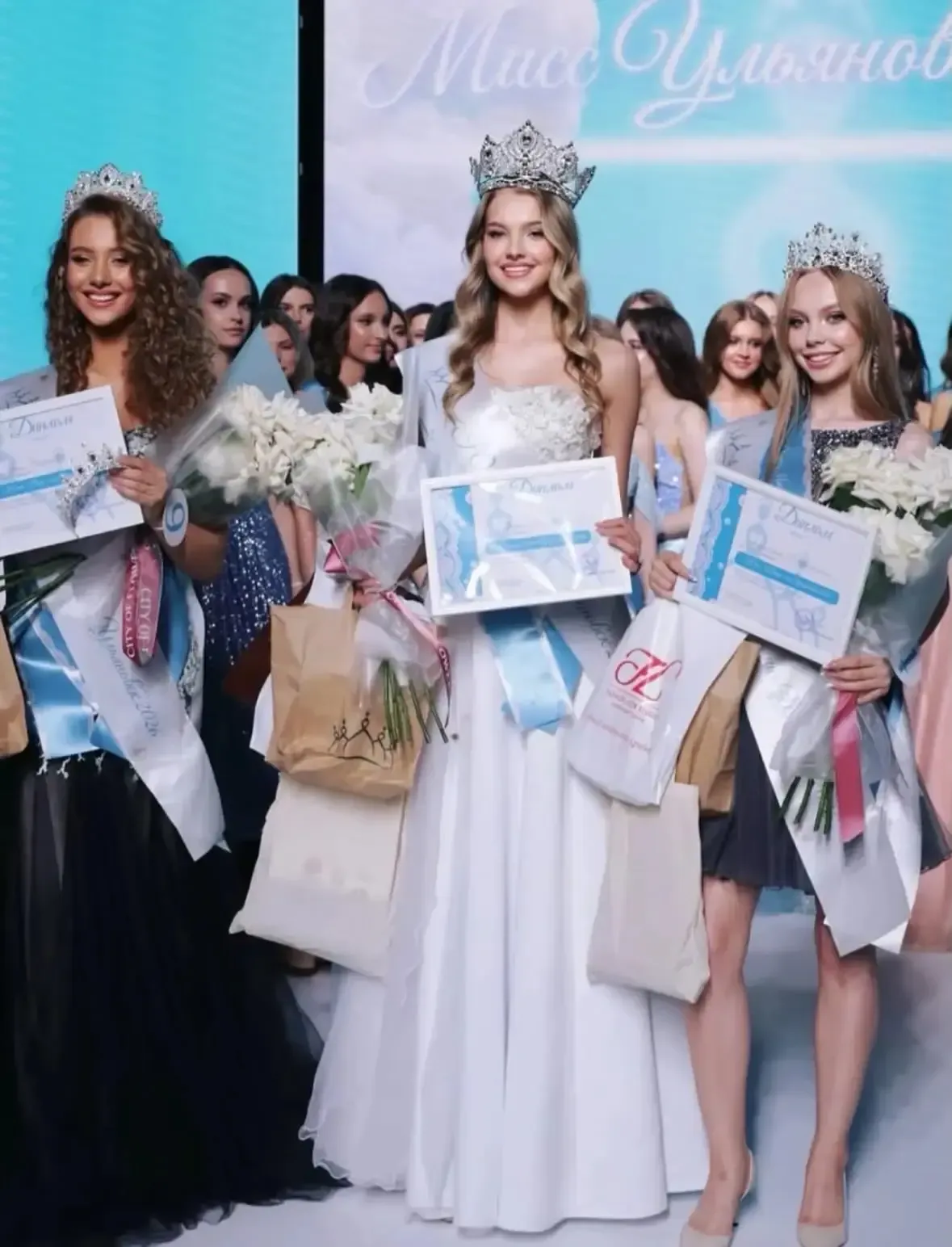 🏆Победы наших лицеистов   👏 Поздравляем Шкарину Киру, 8л класс, с победой на конкурсе "Мисс Ульяновс