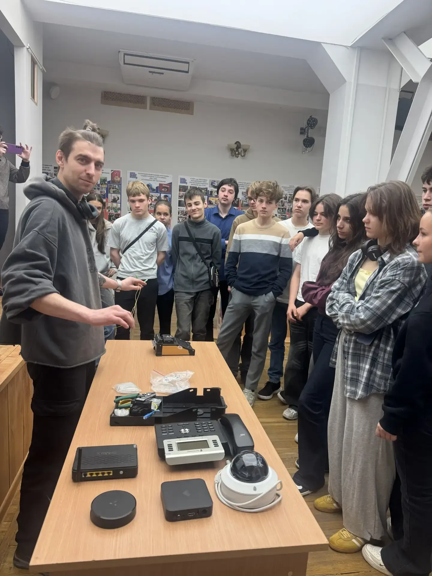 ⚡️8 МТ класс побывал на профориентационной экскурсии в филиале крупнейшей в России телекоммуникацион