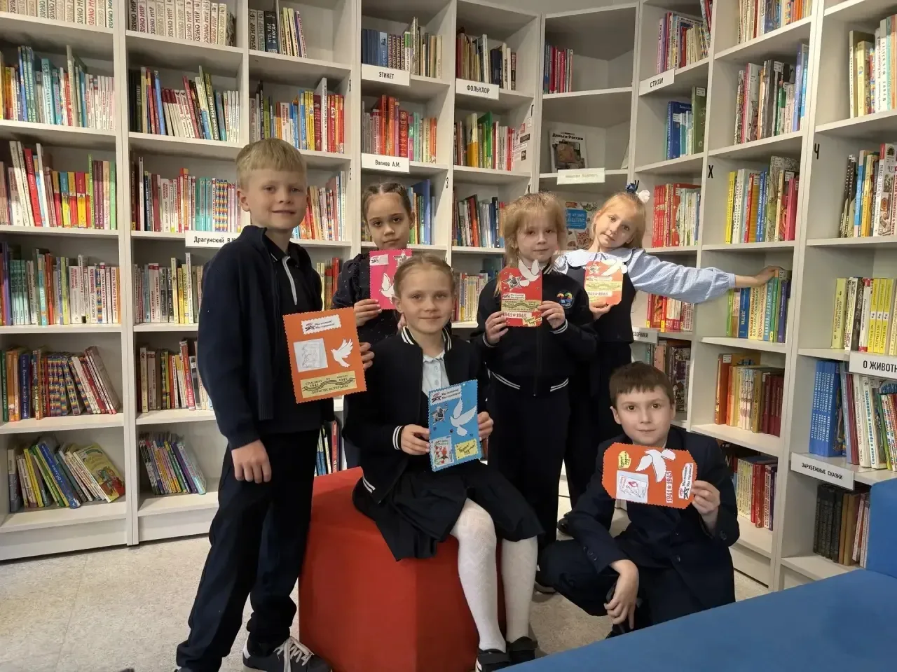 🧶 Обучающиеся модуля «Волшебный клубок» (программа «Умная продленка») вместе с педагогом Татьяной Ни