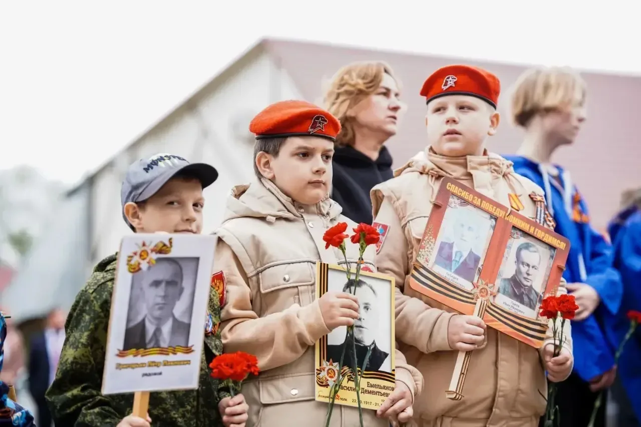 Сегодня юнармейцы отряда «Альфа» - приняли участие в торжественном митинге, посвящённом Дню Победы. 