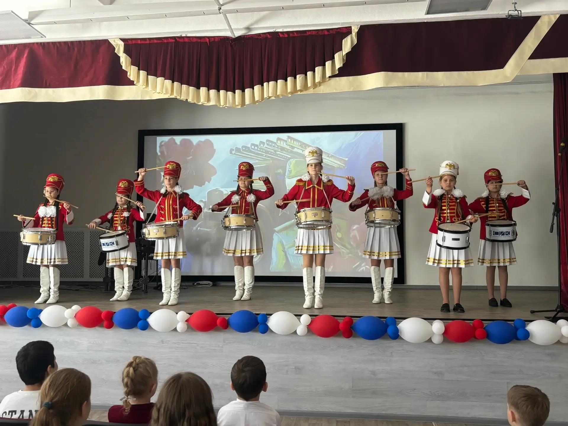 ПОБЕДНАЯ ВЕСНА                                                                                      