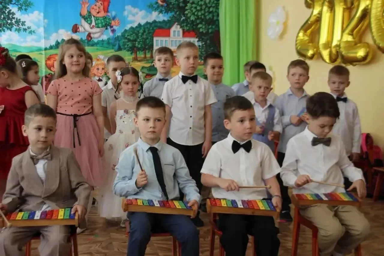 22 и 23 мая 2026 года в дошкольном отделении МБОУ СОШ #12 прошли трогательные выпускные! Наши малыши