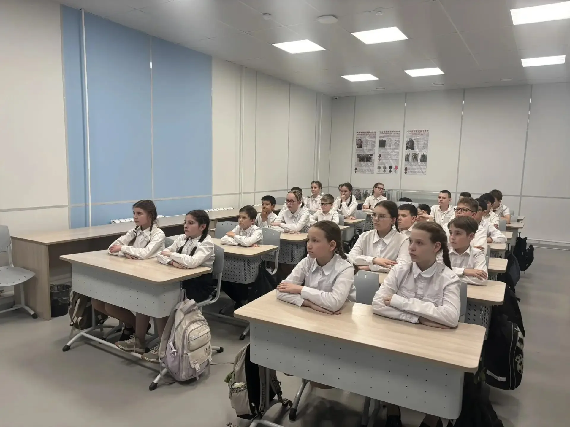 🚀МАРАФОН «НАСЛЕДНИКИ ПОБЕДЫ» 🚀 🌟Акция «Герои нашей школы»   Друзья! Говорят, что герои живут только 