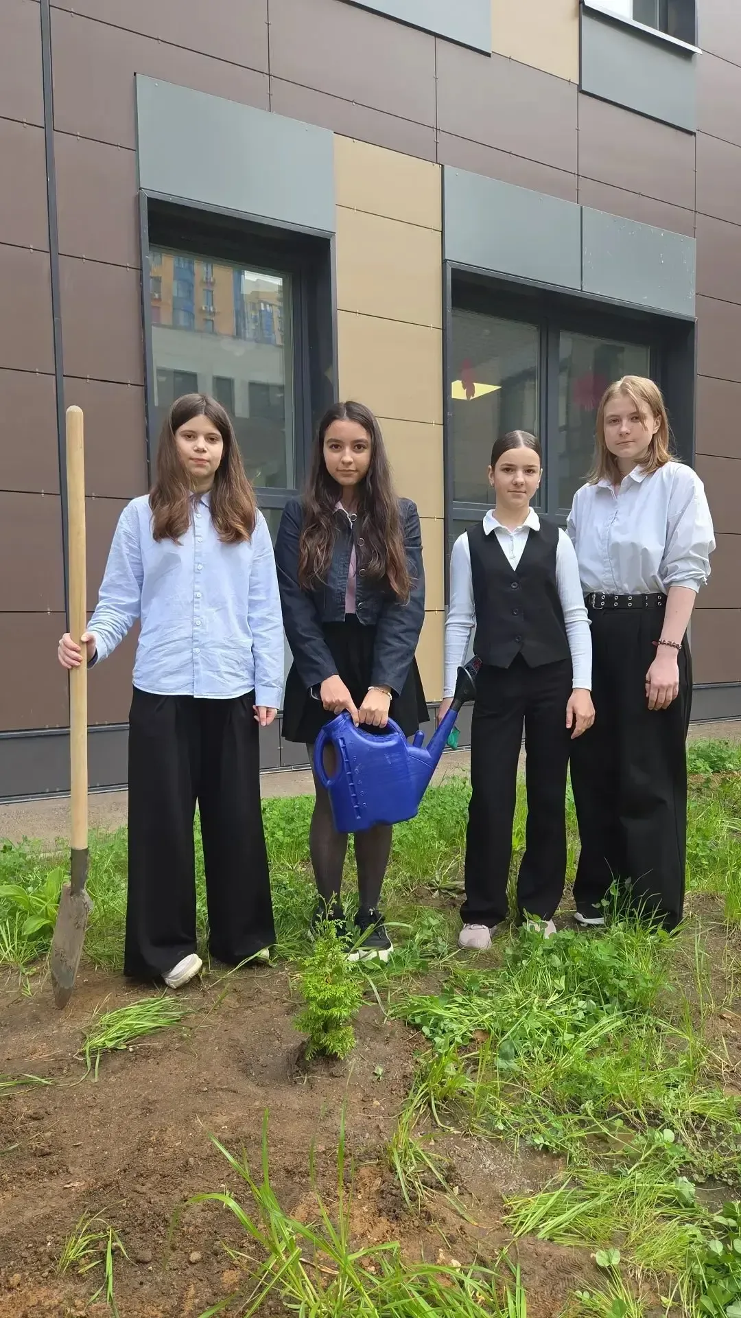 НАШИ #Экология #ПосадиДерево #ШкольнаяЖизнь  🌱 Акция «Посади дерево»  В рамках Всероссийского дня по
