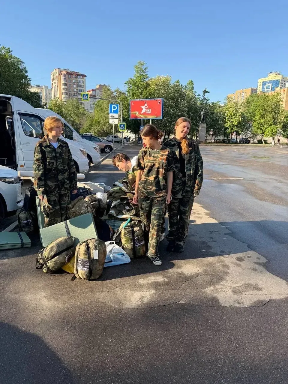 НАШИ #ШколаБезопасности #Спорт #Команда   📍 На старт, внимание, марш!  Команда нашей школы отправила