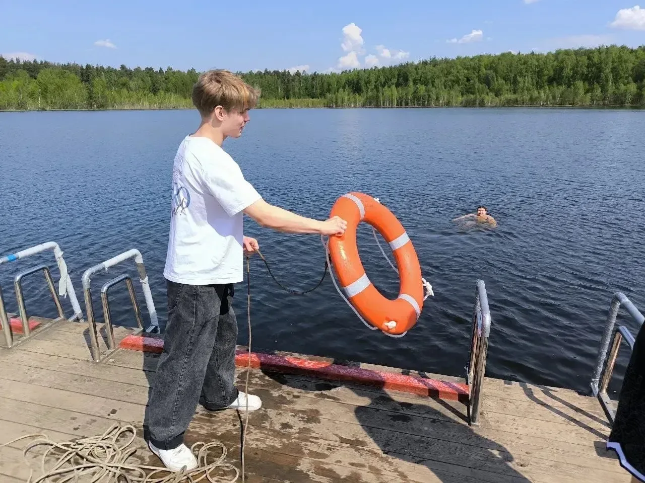 НАШИ #ШколаБезопасности #Спорт #Команда   📍 На старт, внимание, марш!  Команда нашей школы отправила