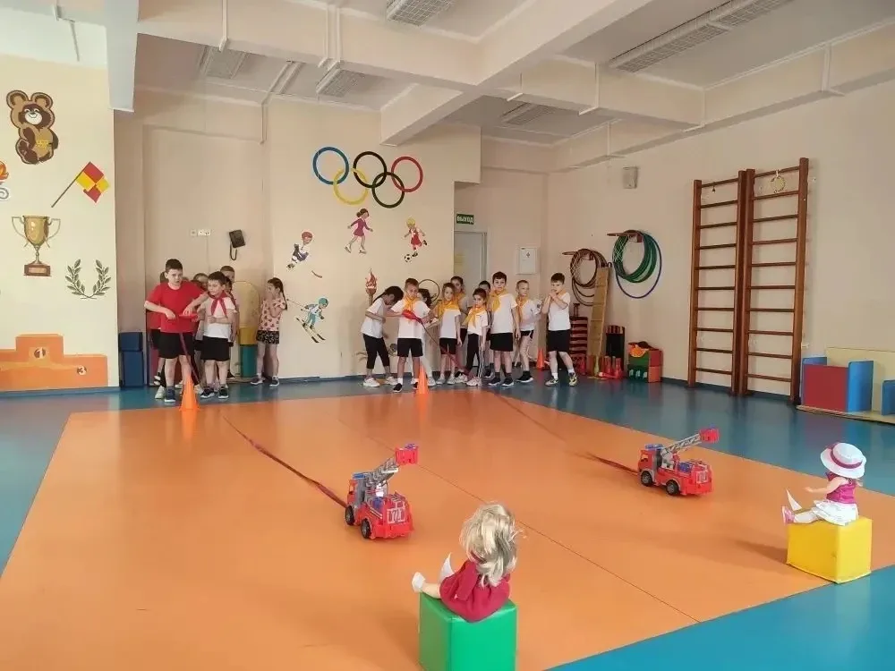 НАШИ #ПожарнаяБезопасность #Безопасность #ШкольнаяЖизнь  В апреле в МАОУ «СОШ №10» прошёл Месячник п