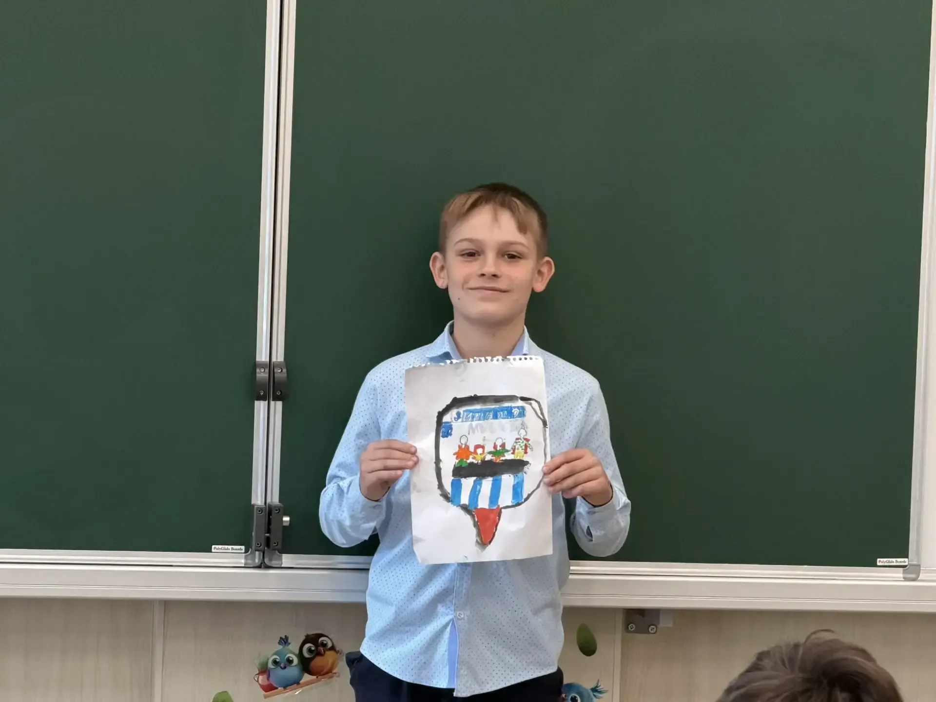 🎨 Наш семейный код в символах! 🏡🛡️  В преддверии Дня семьи 3П класс провел уникальный арт-проект! ✨ 