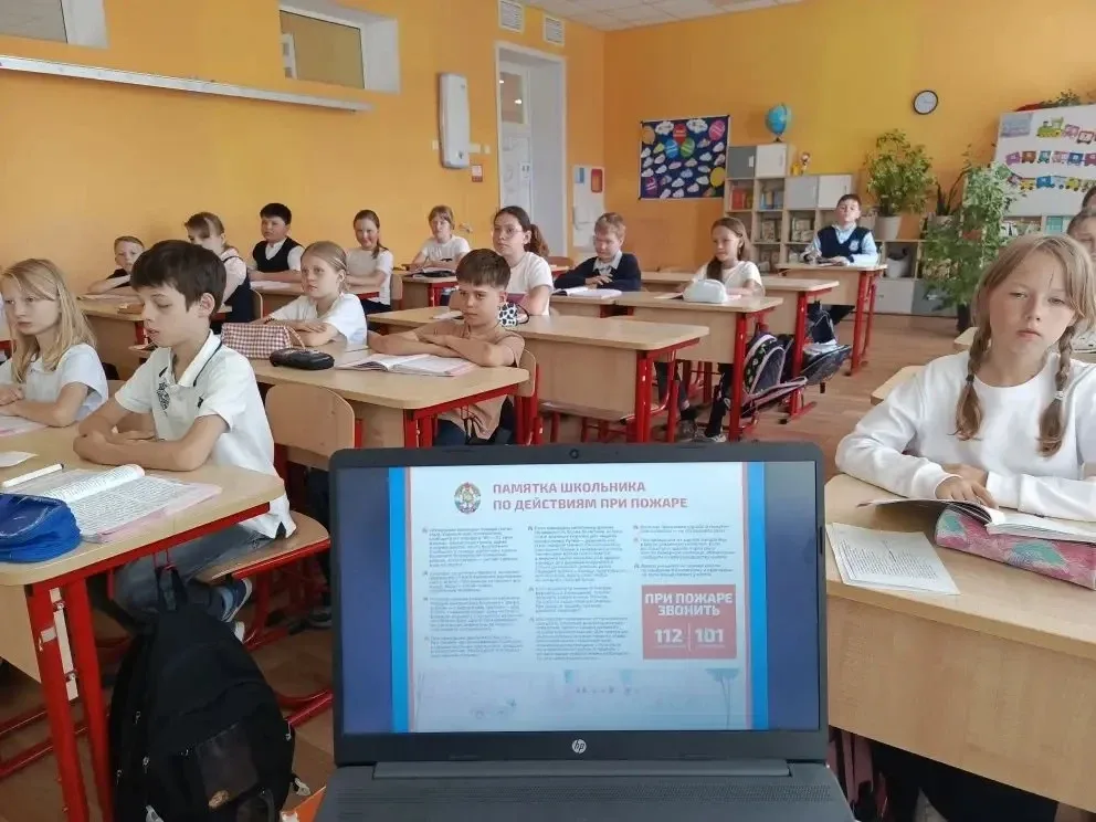 🔥 Урок безопасности в Начальной школе МОУ "Глебовская СОШ": учимся быть осторожными с огнём! В нашей