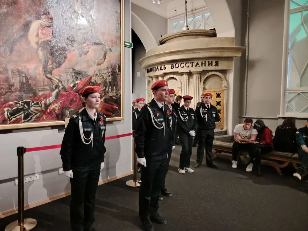 Сегодня, в день 81-й годовщины Великой Победы, мы с гордостью отмечаем событие, которое происходит л