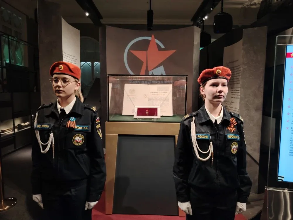 Сегодня, в день 81-й годовщины Великой Победы, мы с гордостью отмечаем событие, которое происходит л