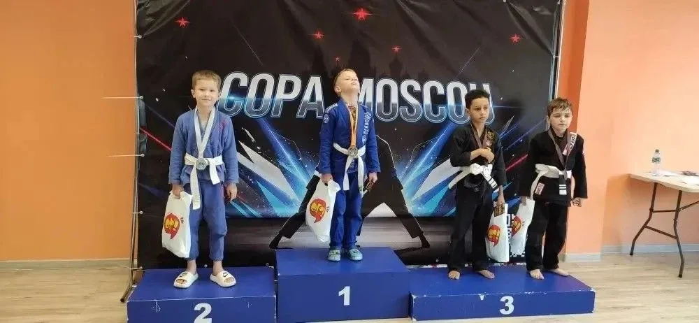 16 мая в Москве проходил Открытый Турнир по Джиу-Джитсу «COPA MOSCOU». Соревнования проходили в кате