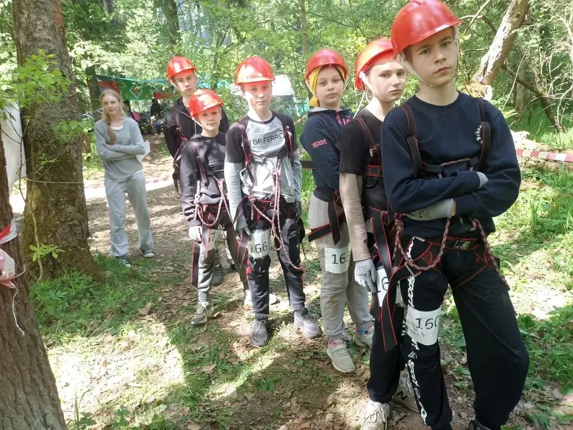17-19 мая в нашем округе прошел юбилейный туристический слет обучающихся. Команда нашей школы ежегод