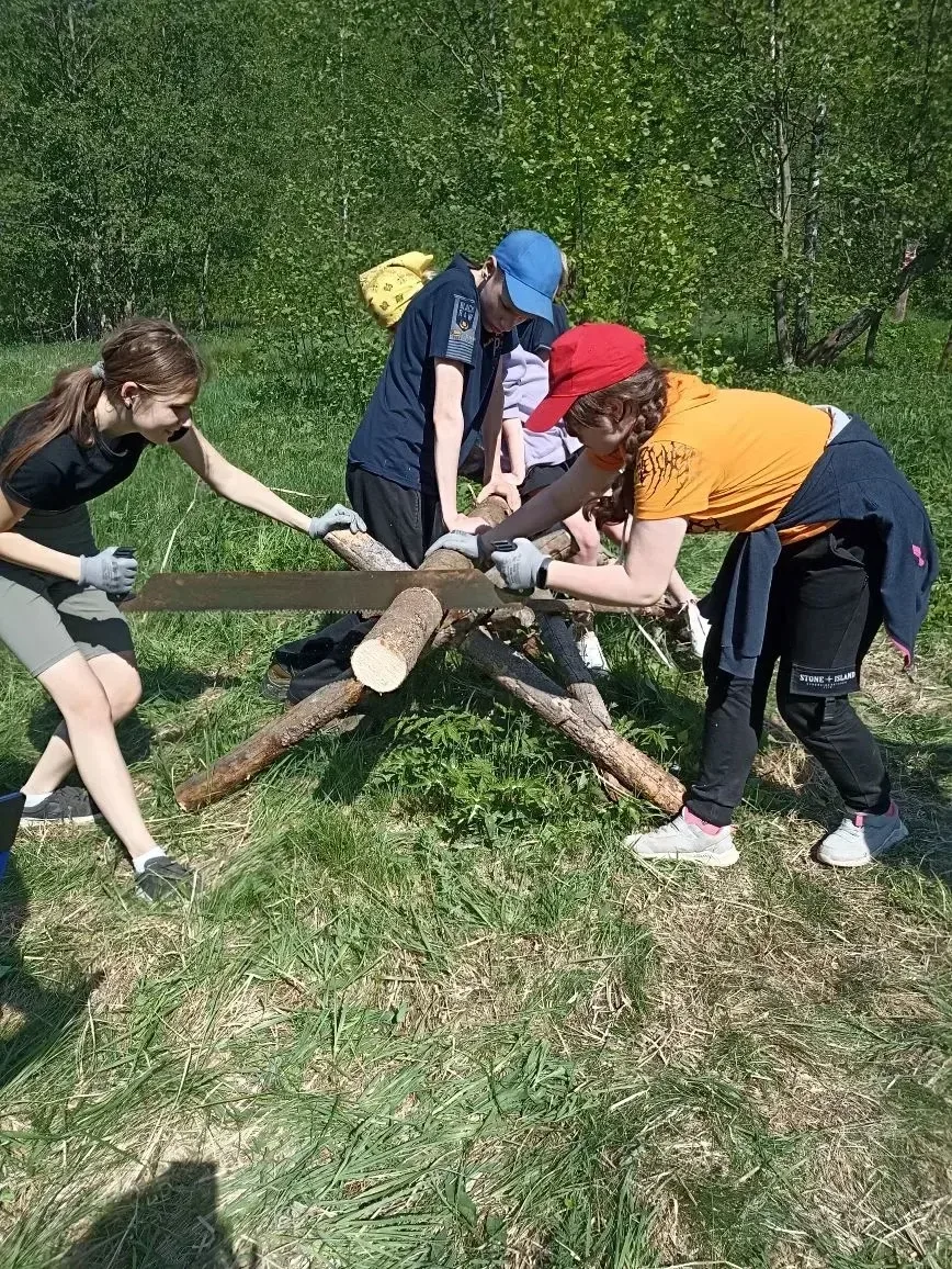 17-19 мая в нашем округе прошел юбилейный туристический слет обучающихся. Команда нашей школы ежегод