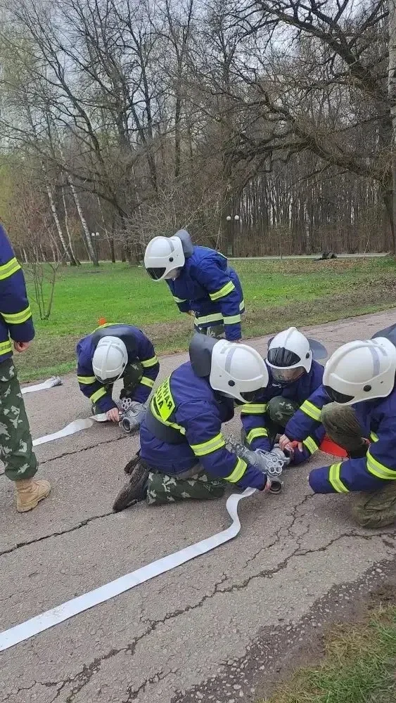 Сегодня отряд «Я-Патриот» принял участие в масштабном Военно-Патриотическом состязании «Юнармия Впер