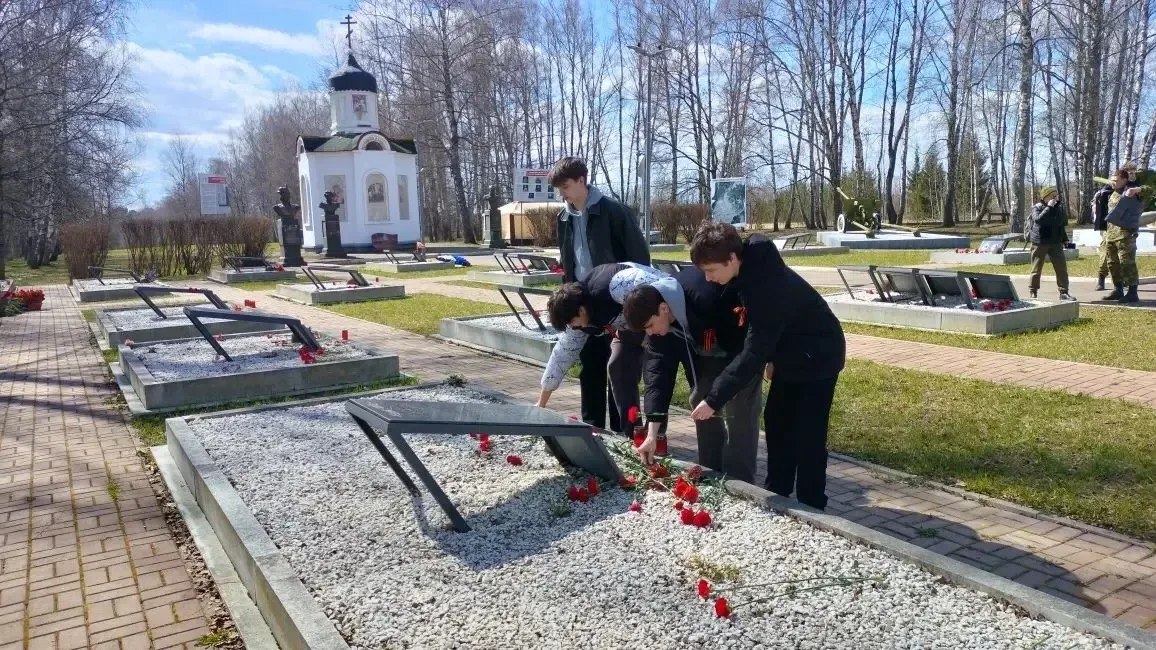 25 апреля на  мемориале воинской славы (высота «Длинная») состоялось торжественное открытие Вахты Па