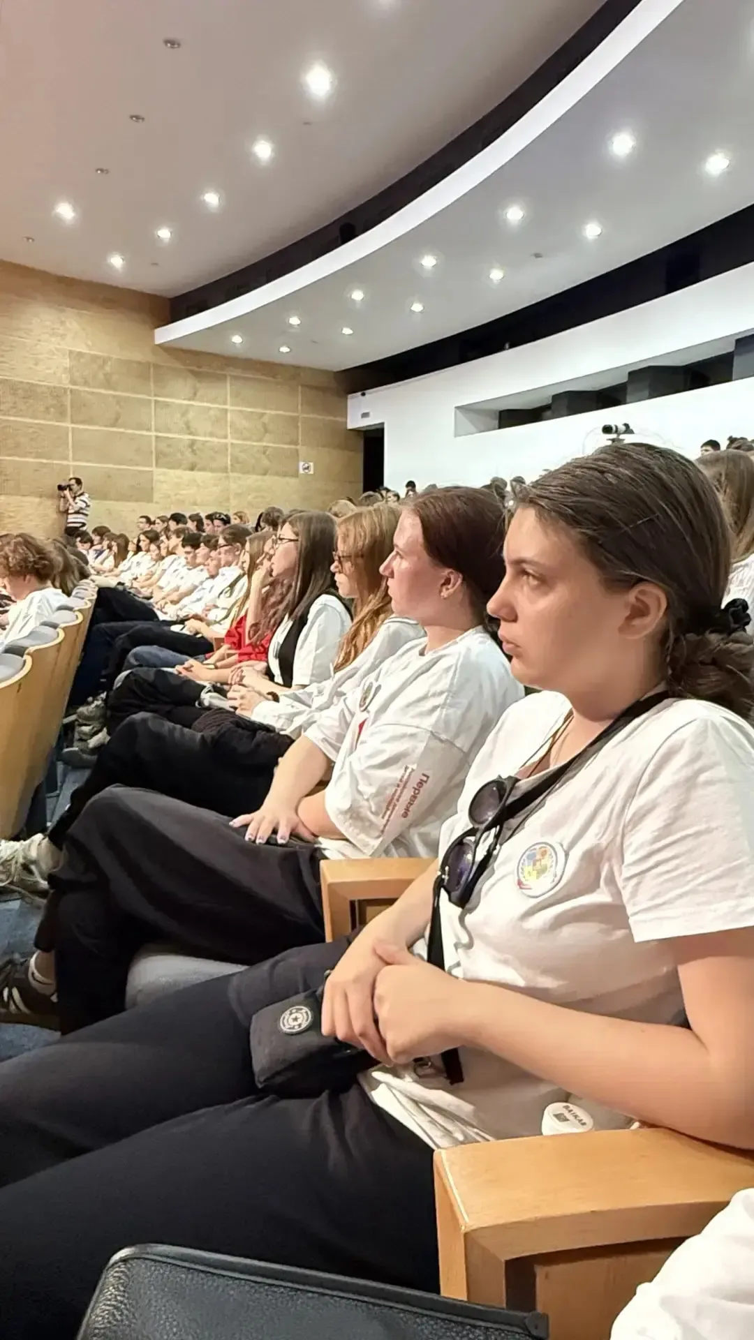 ✨ Делегация старшеклассников МОУ «СОШ № 22 с УИОП» на встрече «Россия творческая: культура и искусст
