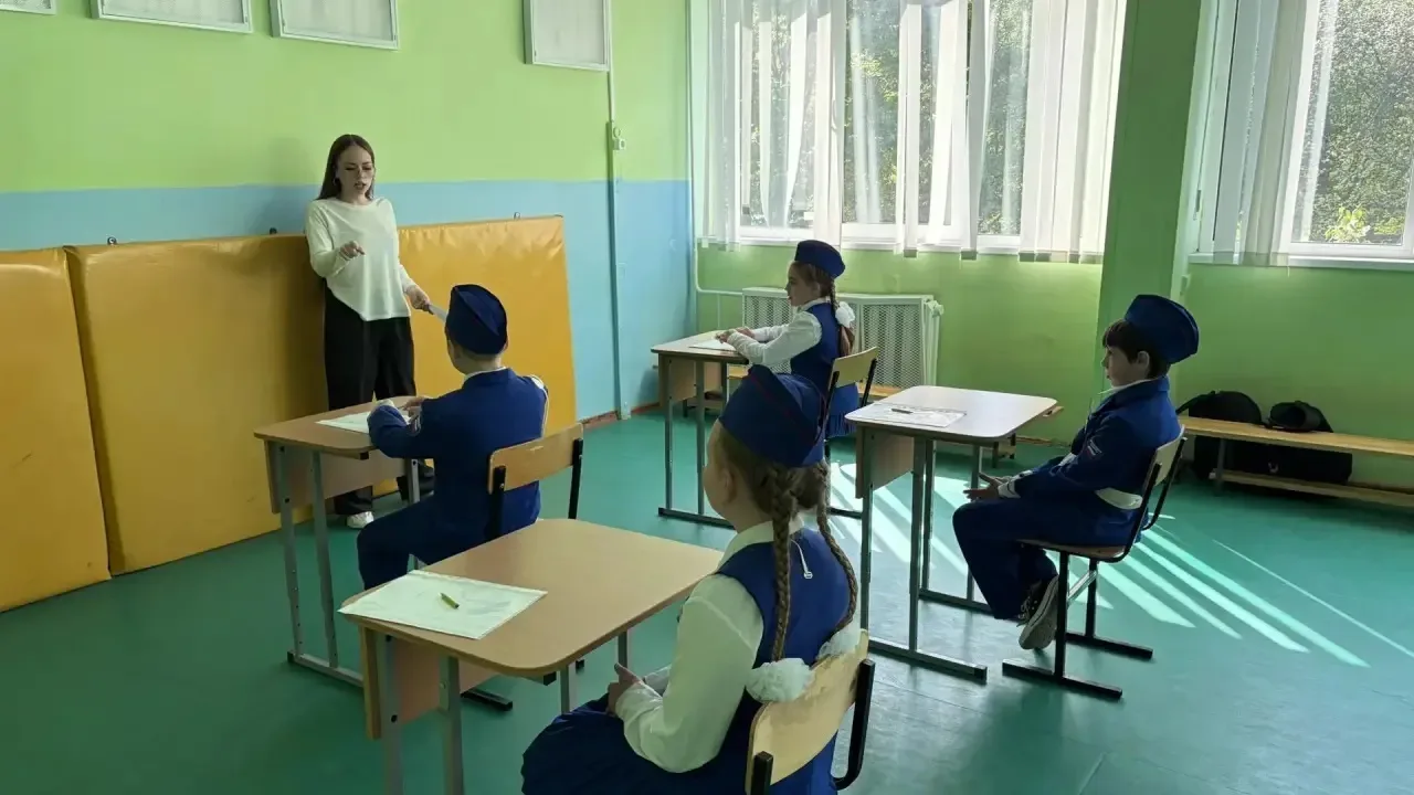 🎉 Наши юные герои дорог! 🎉  Сегодня команда ЮИД «Светофорик» из 22 школы приняла участие в грандиозн
