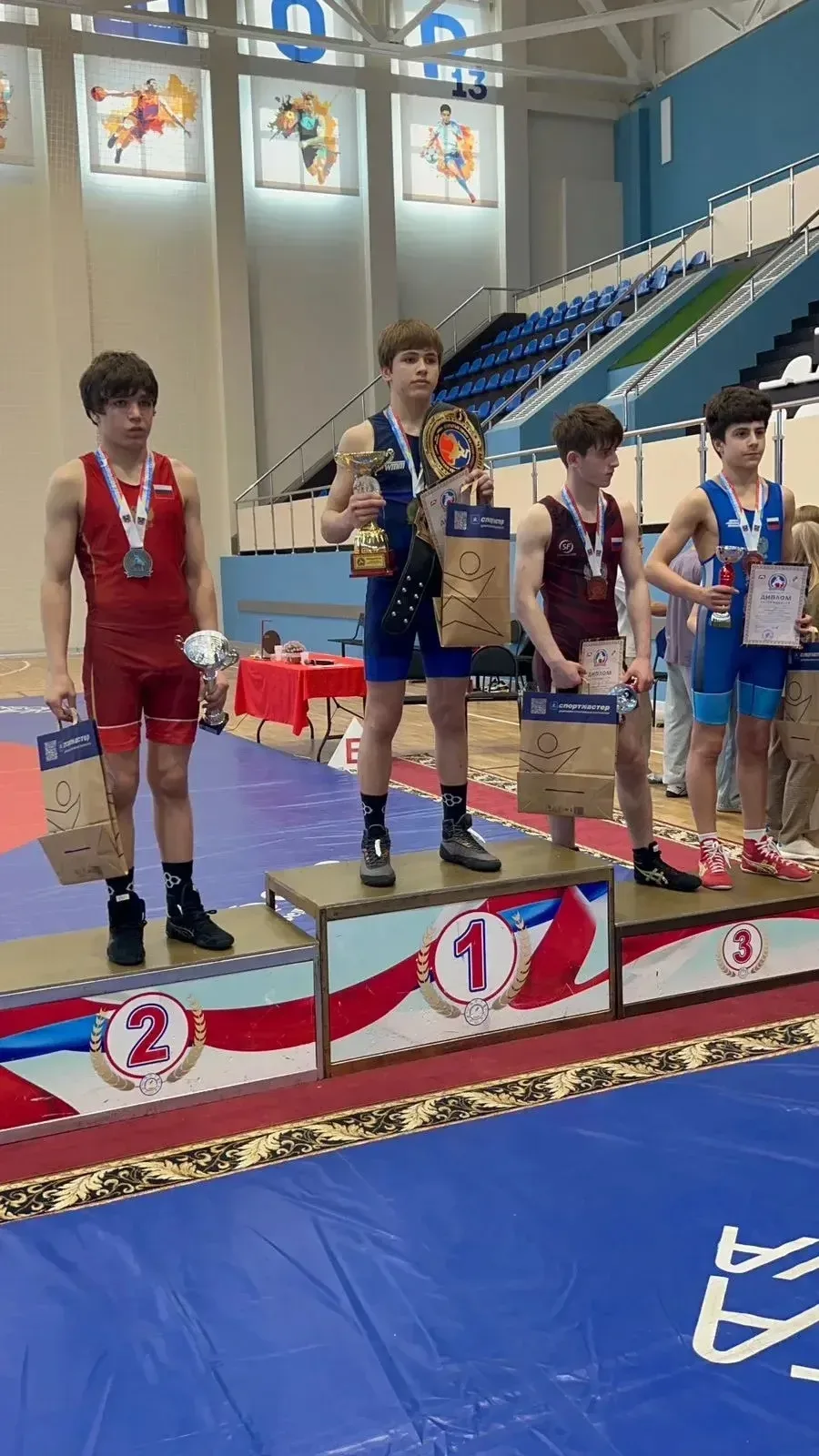 🤼‍♂️ Гагик Петросян, ученик 8а класса нашей школы, стал победителем турнира по греко-римской борьбе 