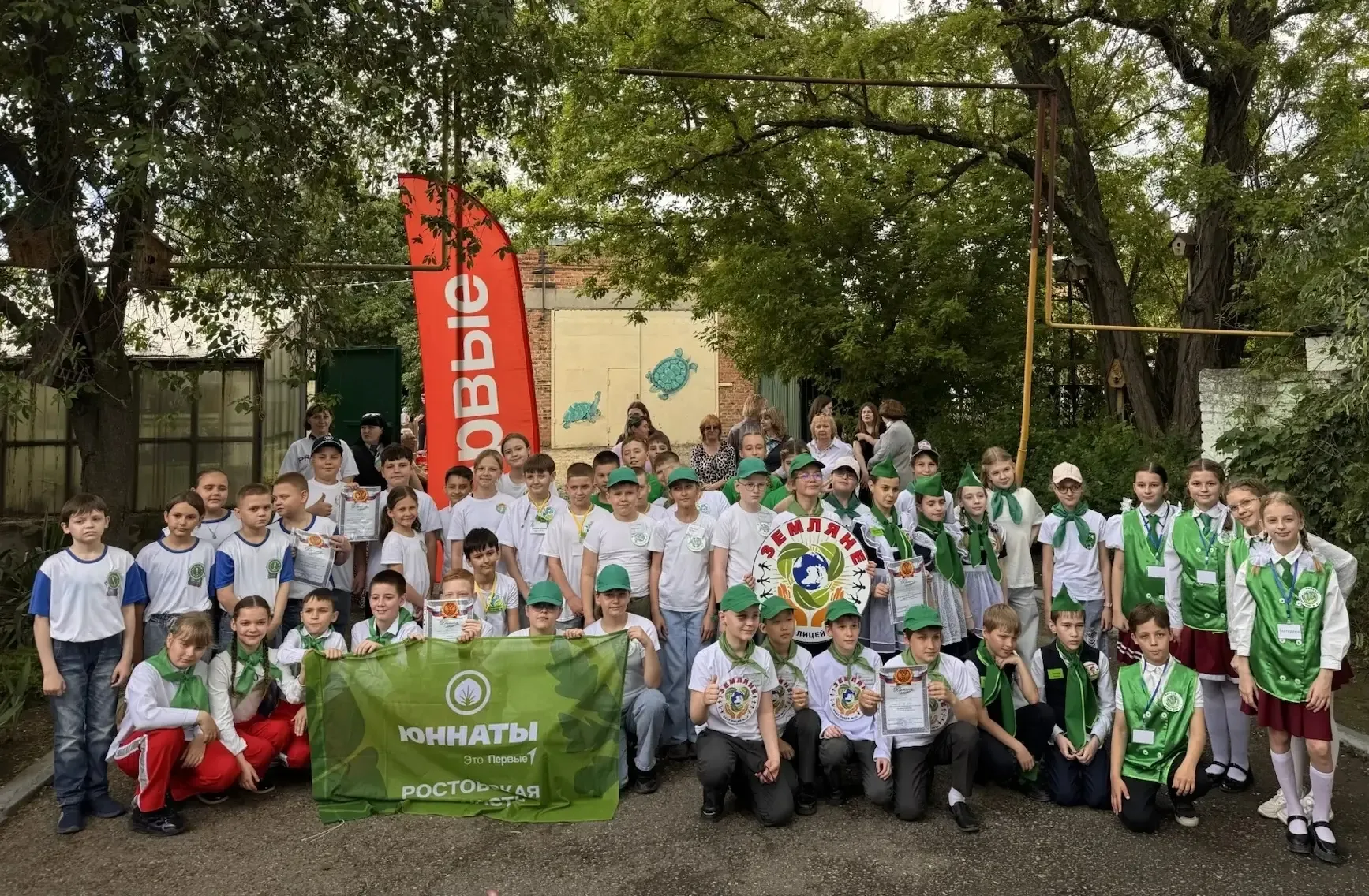 🌿 Знатоки природы!   🔆Сегодня команда 4В класса «Юннаты» вместе с классным руководителем Дарьей Вале