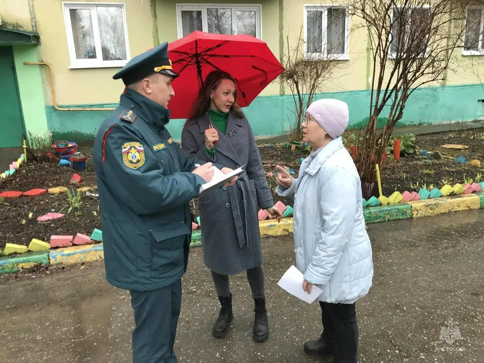 ✅Профилактика – залог безопасности   Сотрудники Главного управления МЧС России по Ульяновской област