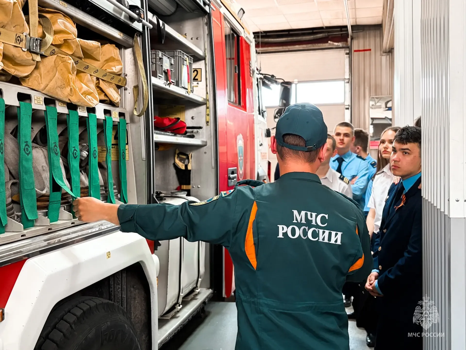 👩‍🚒Будущие пилоты в гостях у огнеборцев: экскурсия в пожарную часть   В пожарно-спасательной части №