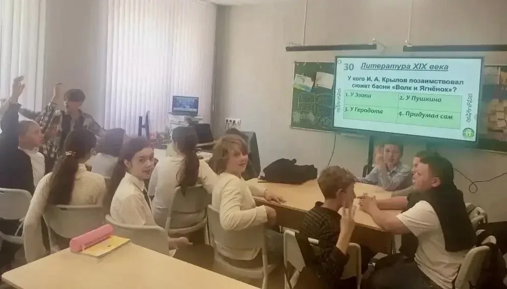 На нашей викторине «Удивительный мир литературы» ребята погрузились в увлекательное путешествие по с