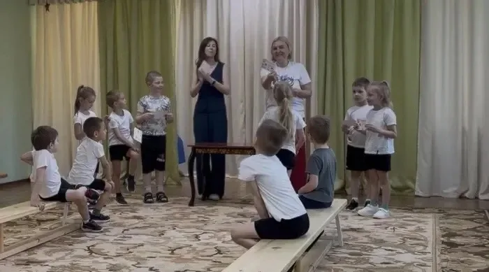 🌟 Итоговое занятие по физической культуре в старшей группе №4 "Говоруша" ДО "Радуга" : «Самый длинны