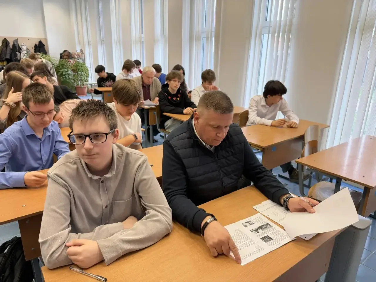 Обучающиеся, учителя МБОУ г. Пушкино «Образовательный комплекс №5», а также все желающие приняли уча