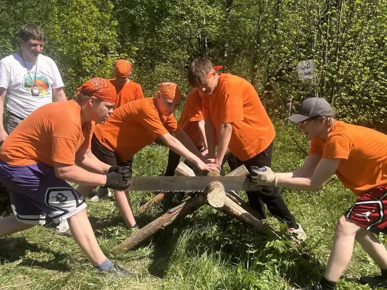 Горящие сердца — на вершине слёта!  В этом году 50-й юбилейный летний туристский слёт обучающихся об