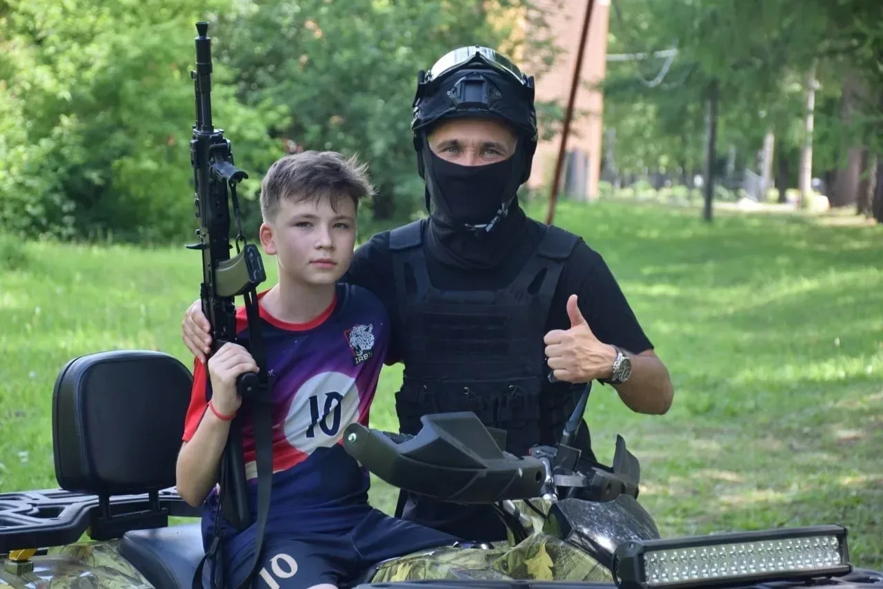 Ты смелый, активный и любишь острые ощущения? Тогда тебе точно к нам! Приглашаем ребят от  8  до  15