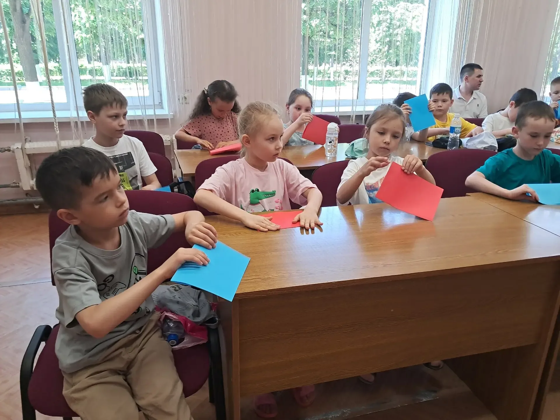 📚Ученики 1м класса приняли участие в тематическом часе творчества «Волга глазами детей», который про